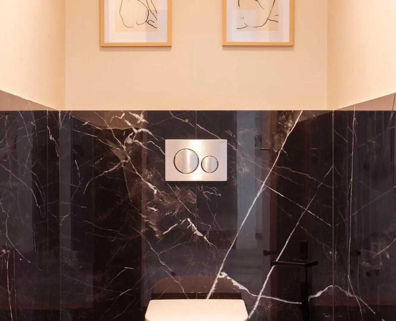 Appartement Luxueux - 2br 6p -vue Tour Eiffel Parijs